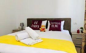 Joy City Stay Paris 5&6